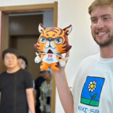 【中国有约】吉林珲春：依托跨境电商打造对外开放前沿 英籍媒体人：吉林高水平对外开放促进区域繁荣发展
