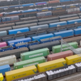 时政现场说丨“一带一路”上的“钢铁驼队”