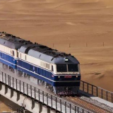 6月开通！塔克拉玛干沙漠建成环形铁路