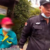 太危险！情侣吵架10楼扔菜刀砸中保洁员