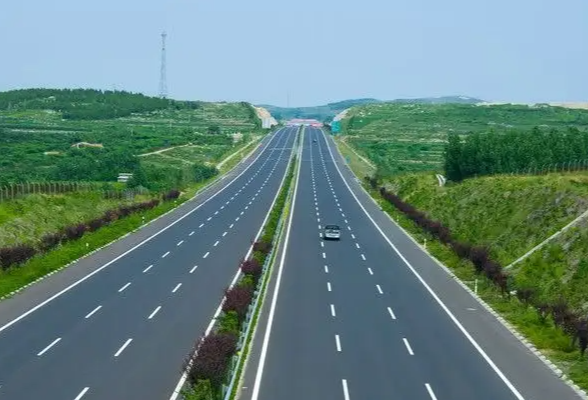 湖南首个涉高速公路服务区政策性文件出台