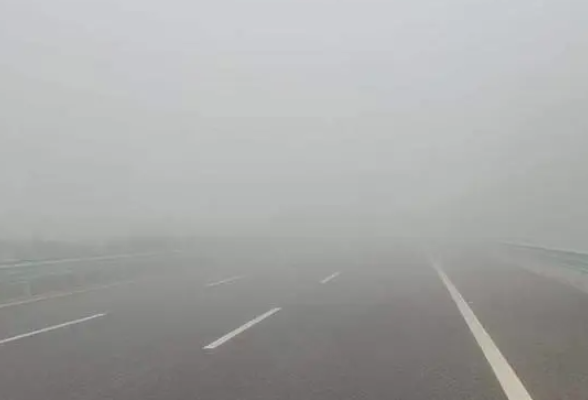 大雾管制！湖南高速这些收费站只出不进