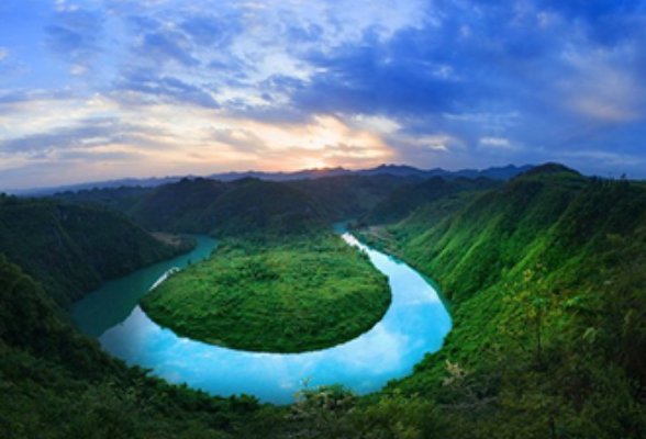 龙山：全域旅游新景如画