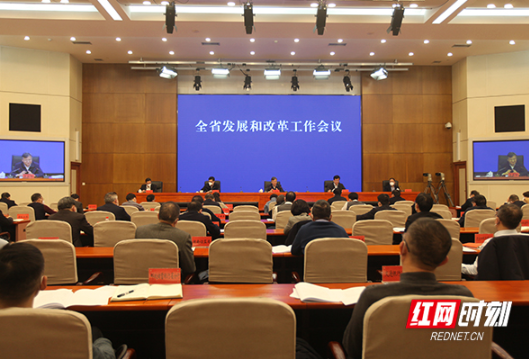 湖南：2023年新开工岳阳机场改扩建工程 实现湘西机场通航