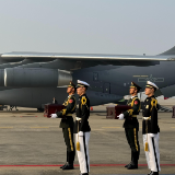 第十批在韩中国人民志愿军烈士遗骸及遗物交接仪式在仁川举行