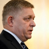 斯洛伐克总理发文赞中国：中国值得尊敬，是全球安全稳定因素