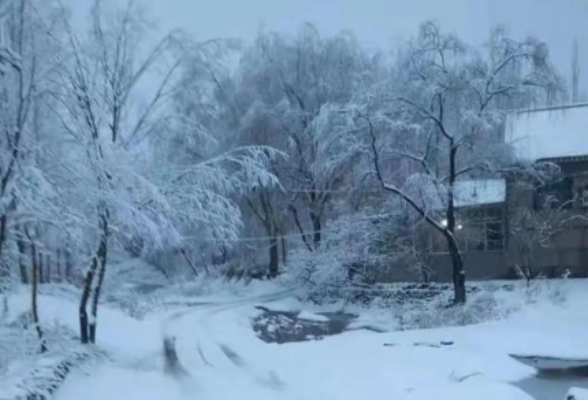 成功应对大范围低温雨雪冰冻天气 湖南打赢今年第一场“雪仗”