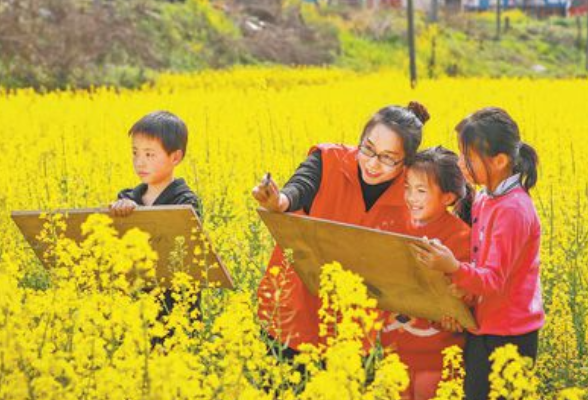 人民日报看湖南丨衡阳市“艺术童伴”关爱工程惠及乡村学校180余所：艺术常伴山村娃