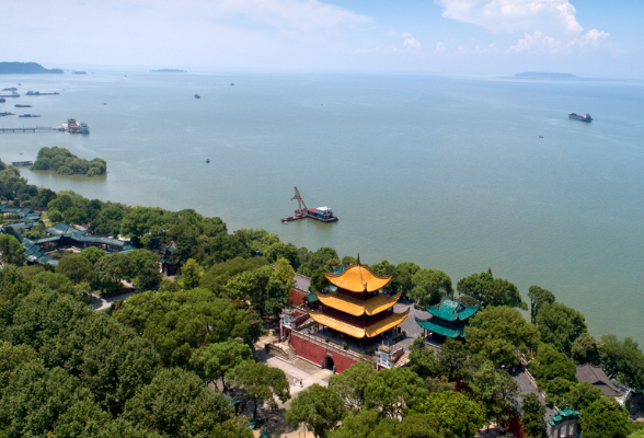 巴陵胜状四时新——岳阳绘就省域副中心城市新图景