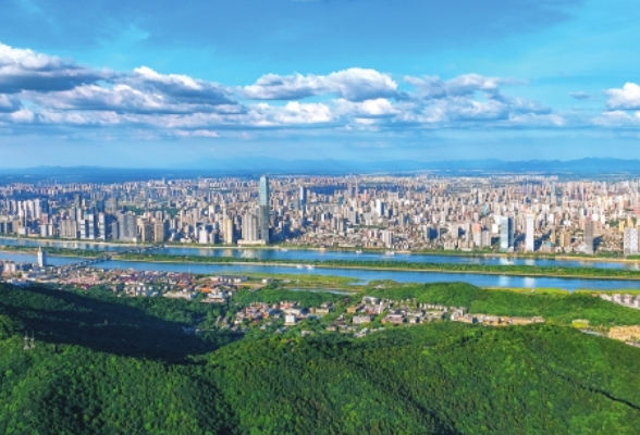 万亿级“四连跳”背后的湖南发展之路
