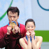 追光丨亚冬会版“双旗手”上线,中国冬季运动人才辈出