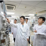 视频 | 他们，为祖国造“芯”，让青春激昂！