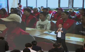 乡村阅读“故事会”│宁夏西吉“木兰书院”创始人史静波： 回村办书院 用文学点亮乡村振兴梦