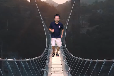 张家界大峡谷玻璃桥有啥可怕的？｜你看我的背景假吗
