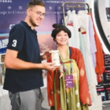 中国品牌热销海外 海外商品走进中国 “丝路电商”打开双向通道