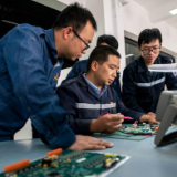 新时代新作为新篇章·奔向美好生活丨收获劳动之果 品味生活之美