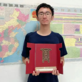 听力中重度损伤的他，高考听力满分！