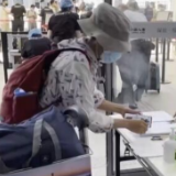 新冠肺炎疫情防控 | 8月13日起 海口美兰国际机场恢复国内客运航班常态化运行