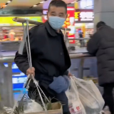 这一幕幕，就是回家的意义