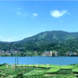 穿越时光的“慢火车”，大山深处最美的风景