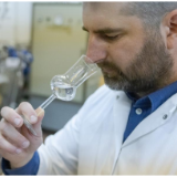 通讯|中匈携手共酿“一带一路”新酒香