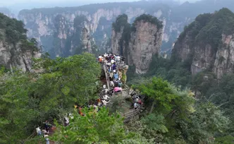 湖南假期文旅市场：山水有新韵 服务见温度