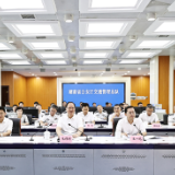 毛伟明在长沙检查调度全省假期安全和经济运行情况