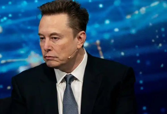 马斯克抨击欧盟对社交媒体平台X巨额罚款