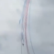 法国飞行表演队训练期间发生飞机相撞事故