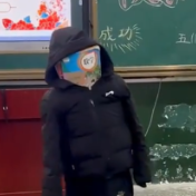 太有活了！这是真教科书变脸