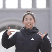 那个在长城上朗诵的小姑娘来自湖南这所历史悠久的学校