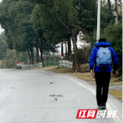 两个湖南“蛮子”的湘超赌约：结果一人徒步300公里，一人徒步180公里