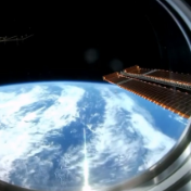 开工大吉！中国空间站发来祝福