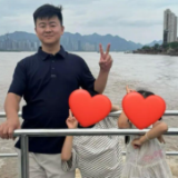 四年前徒手接住坠楼女童的他，又救了一个孩子！