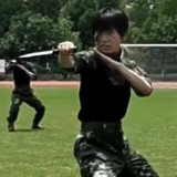 武警女兵匕首操超飒