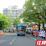 湘潭医疗养老援鄂工作队凯旋  张迎春到场迎接