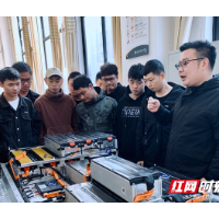 湖南电气职院教师魏华：甘为“扫地僧”，奉献光与热