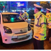 教育整顿进行时丨湘潭县交警开展电动三四轮车综合治理  查处违法行为384起