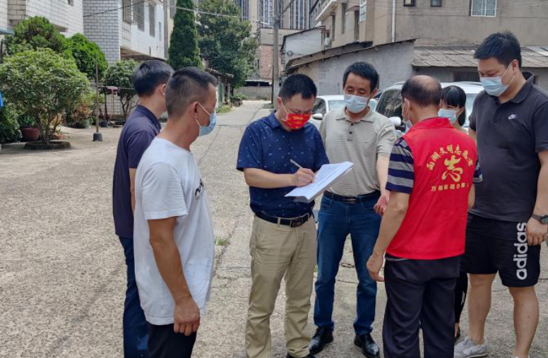 携手社区  并肩战“疫” ——湘潭市委巡察办驻社区防疫联络组迅速下沉抗击疫情