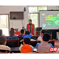 湘潭市“科普助推‘双减’ 创新点亮梦想”科普课堂走进泗州庵社区