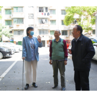 湘潭市岳塘区：点赞！她们拄着拐杖去抗疫