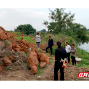 湘潭县河长办“四不两直”开展县管河流问题大排查