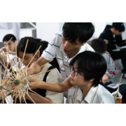 六代匠心 “非遗传承人父子”借电商助石鼓油纸伞走向全国