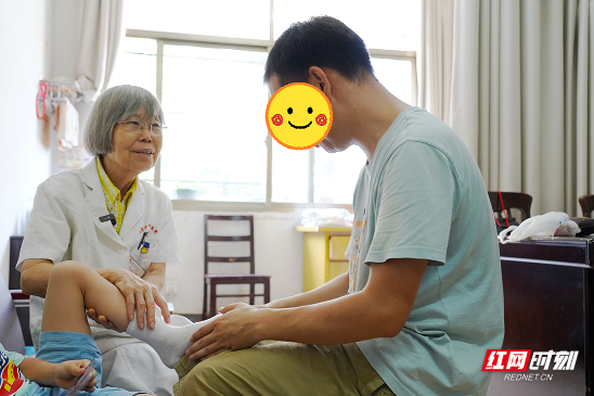 骨健康领跑者丨杏林妙手解“足”忧 湘潭市中医医院这个科室缘何备受追捧？