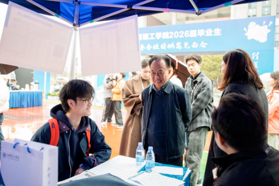 138家名企10000+岗位打造湘理“青春直通车”