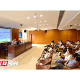 湘潭：亲清政企“轻骑兵” 奔赴园区讲政策（图）