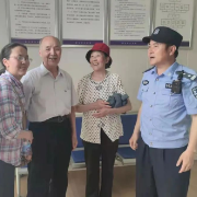 假期旅游需留意,韶山毛泽东广场警务站假期找回十名“走失娃”