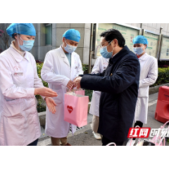 助力抗疫当好“娘家人”   湘潭市总工会开展“暖心慰问”