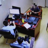 岳塘警方摧毁两个跨境网络赌博犯罪团伙