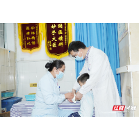 组图丨湘潭市中医医院:“国庆我在岗” 守护百姓有“医”靠